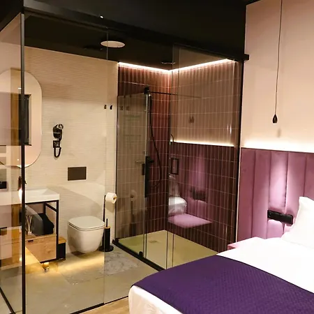 Hotel Stolarnia Winehouse