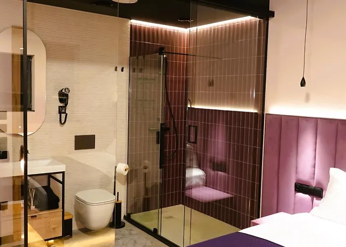 Hotel Stolarnia Winehouse