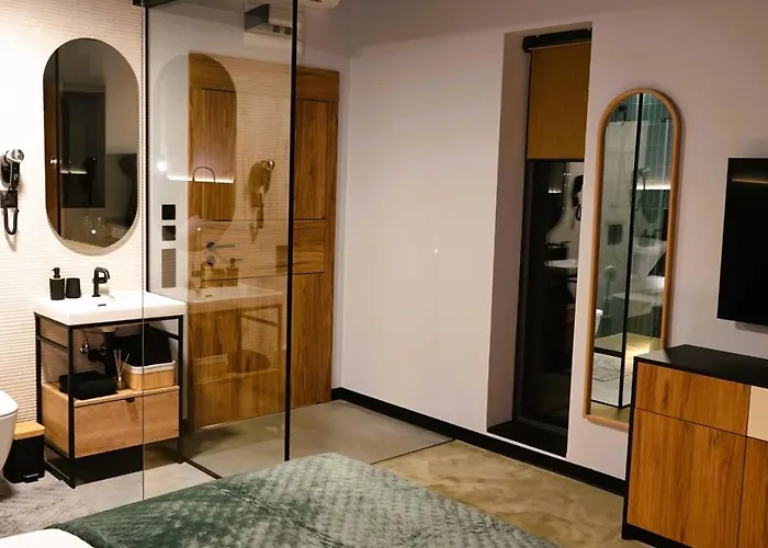 Stolarnia Winehouse Laziska Gorne